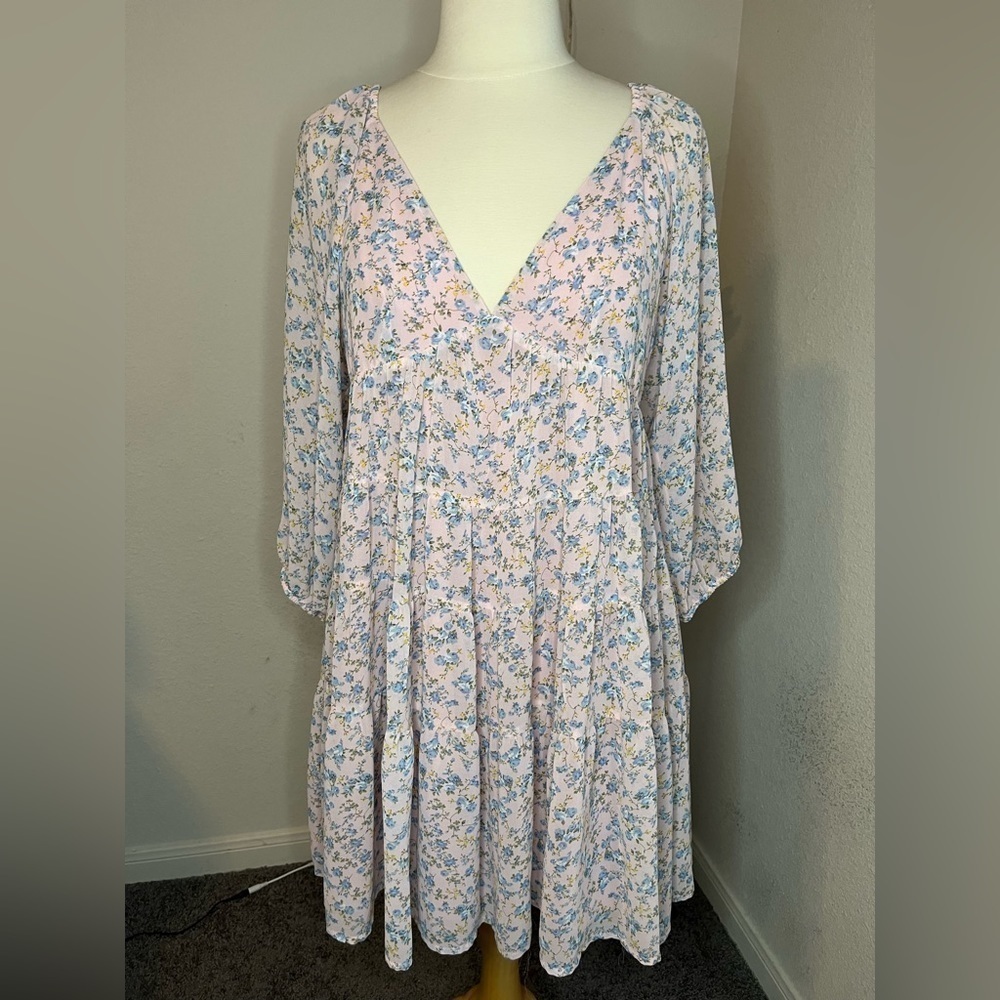 Voge pink floral long sleeve box fit dress with v neckline size small